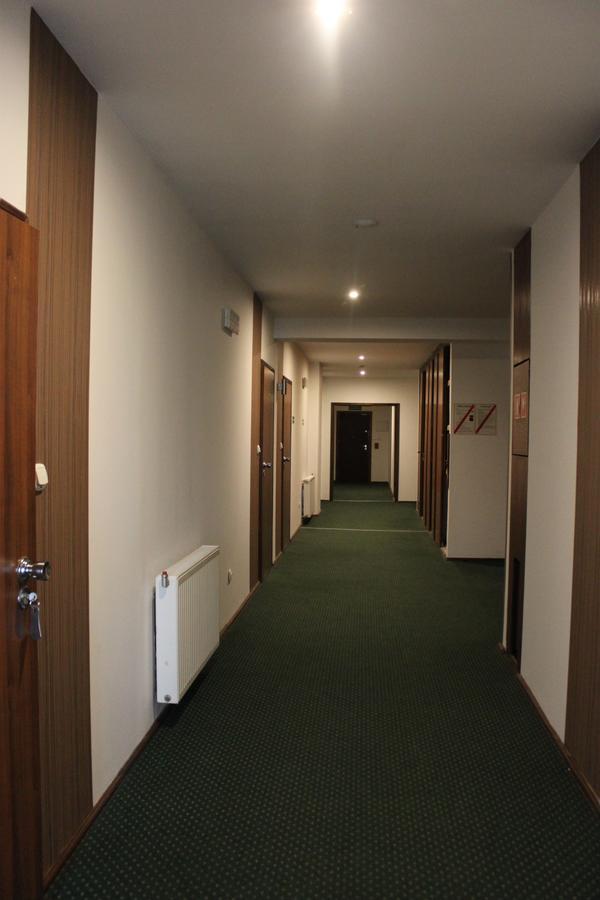 Hotel Pod Jeleniem Tuchola Exteriör bild